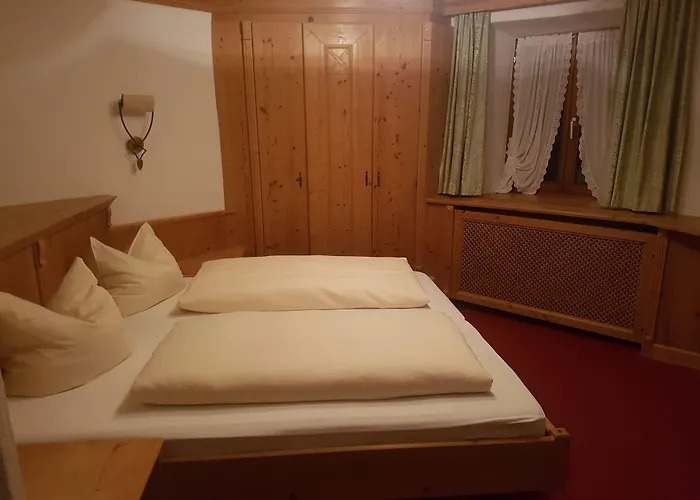 Zum Schweizerbartl 汽车旅馆 3*