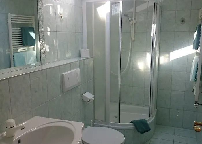 Zum Schweizerbartl 3*